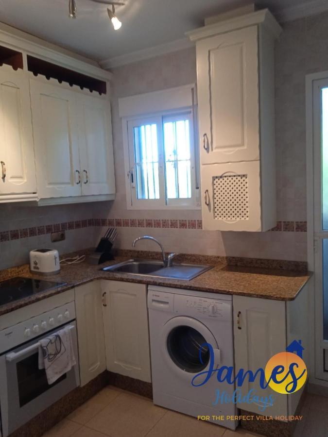Playa Golf R5 1St Floor Apartment With Comm Pool P248 Orihuela Eksteriør billede