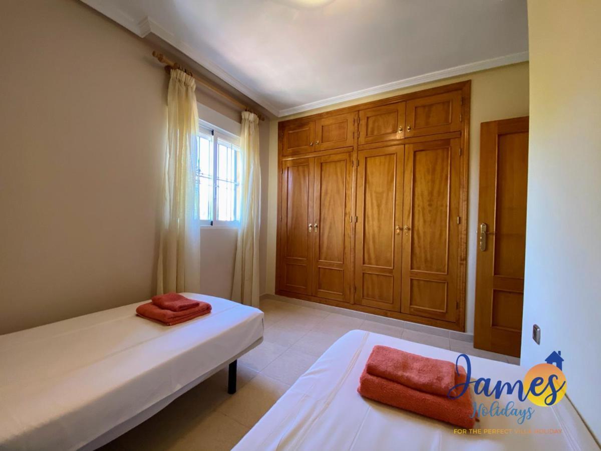 Playa Golf R5 1St Floor Apartment With Comm Pool P248 Orihuela Eksteriør billede